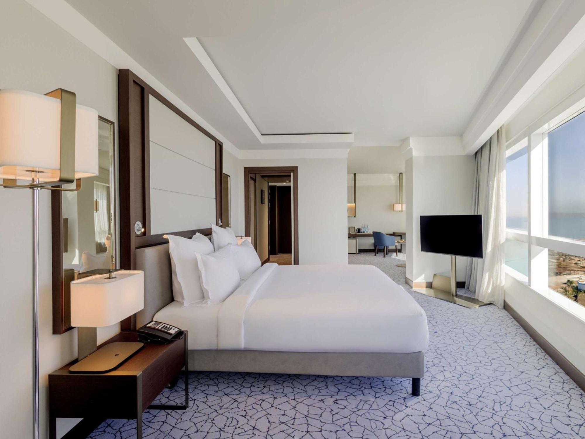 Hotel Oran Bay Managed By Accor ภายนอก รูปภาพ