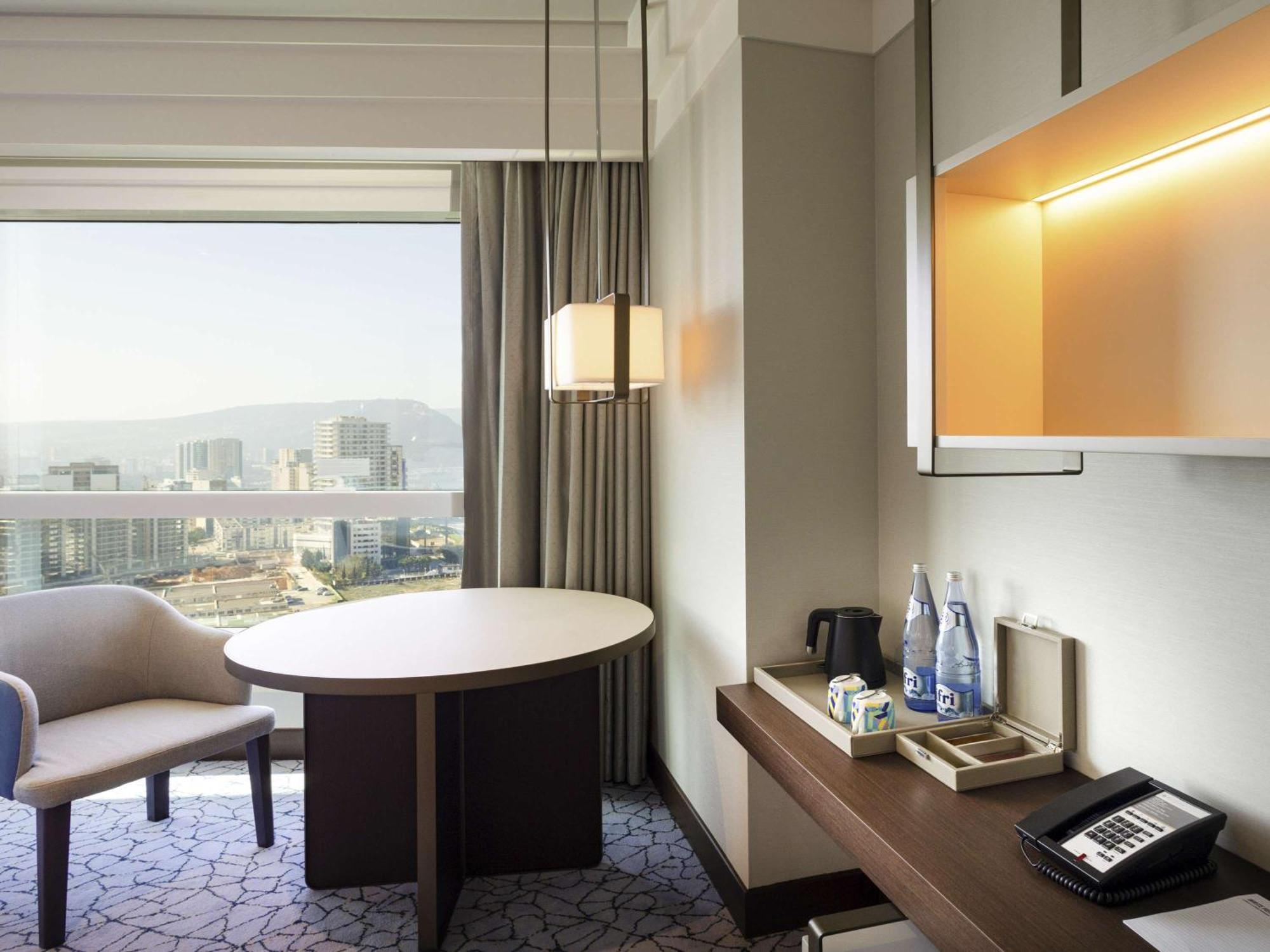 Hotel Oran Bay Managed By Accor ภายนอก รูปภาพ